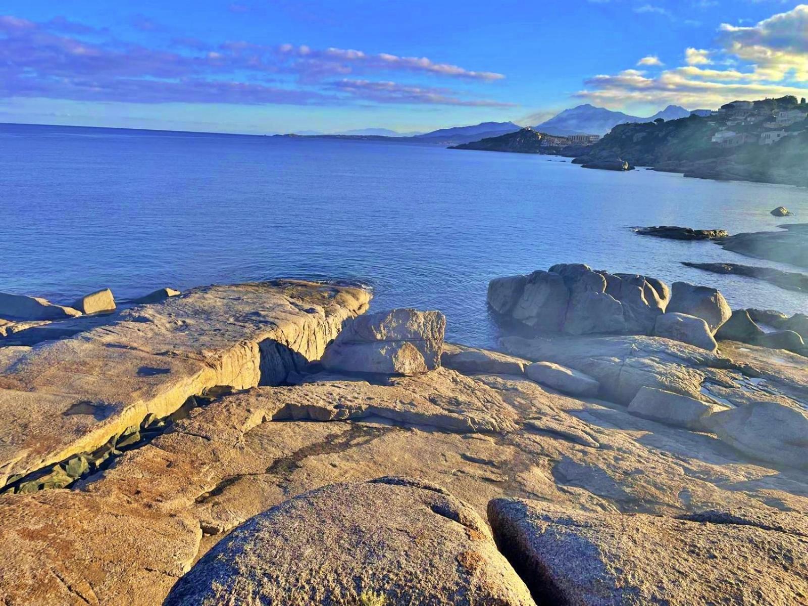 Appartamento Les Pieds Dans L'Eau T2 E Calvi  Esterno foto